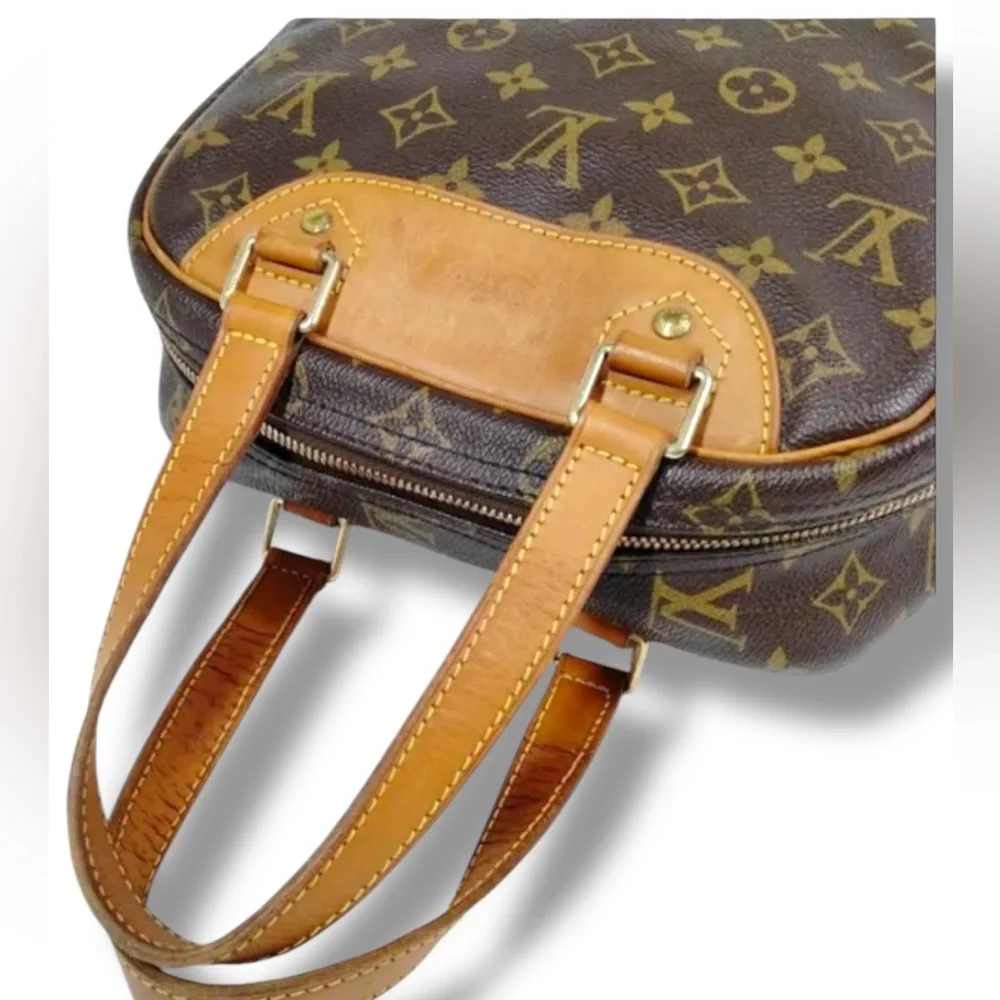 EUC Louis Vuitton LV Hand Bag Excursion Brown Monogram Classic Vintage UNISEX
